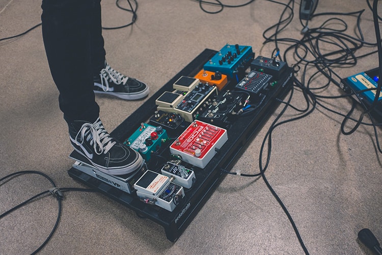 The Ultimate Guide to Choosing the Best Guitar Looper