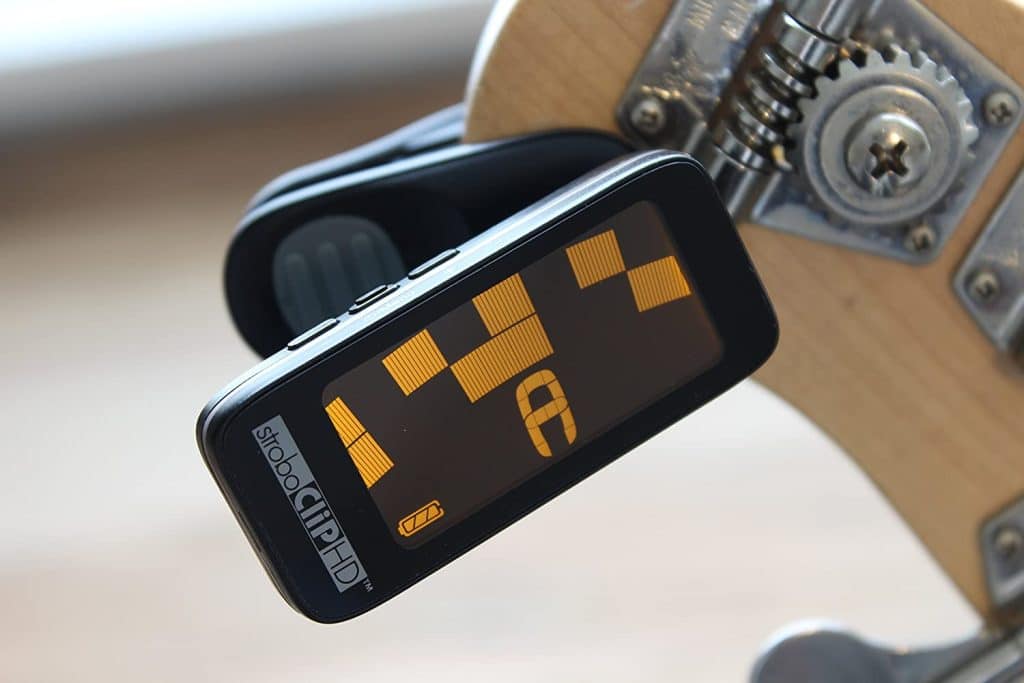 the-ultimate-guide-to-finding-the-best-clip-on-guitar-tuner-3